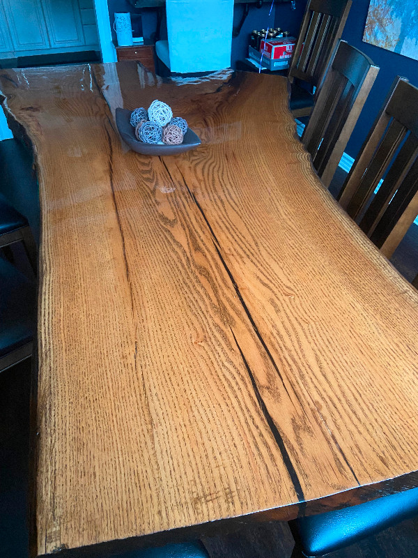 Live edge Oak dinning table & chairs in Dining Tables & Sets in Oakville / Halton Region - Image 2