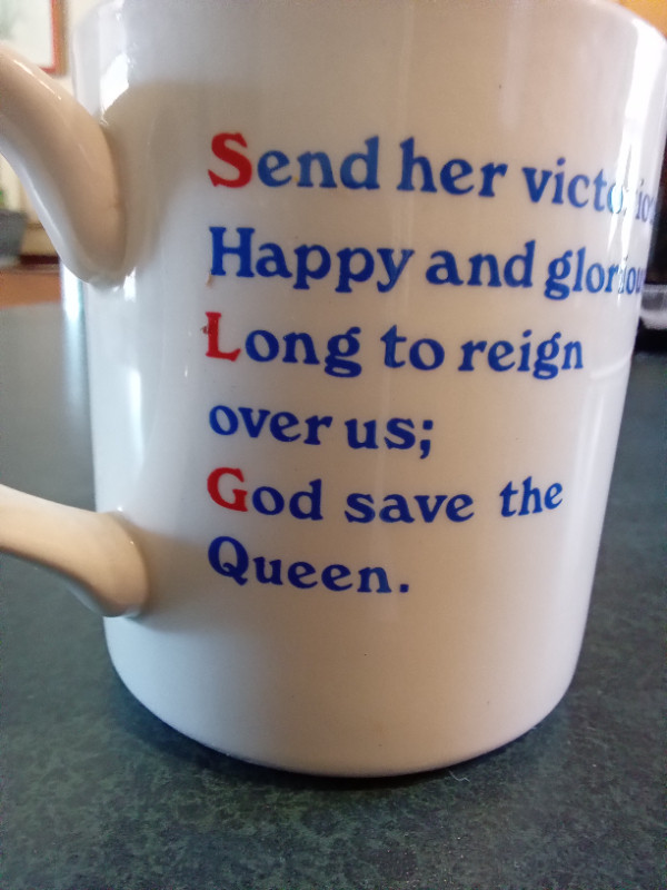 Made in England Queen's Silver Jubilee Mug in Arts & Collectibles in Peterborough - Image 2