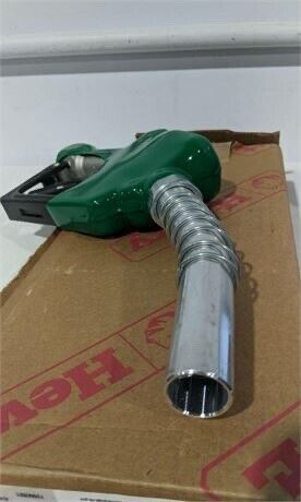 HUSKY HS 1 INCH DIESEL NOZZLE NEW + 3 NOTCH HOLD OPEN CLIP in Arts & Collectibles in Mississauga / Peel Region - Image 2