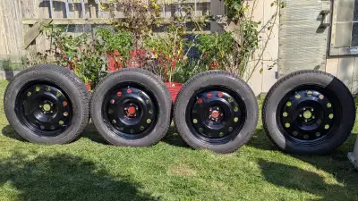 *Set of 4 Michelin X-Ice Winter Tires 225/55/R17 For Sale Lots of thread left (about 75-80%) in Exce...