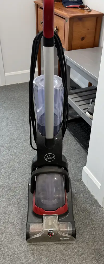 Plusieurs outils électriques divers laveuse à tapis compresseur et plusieurs cloueuses agrafeuse ( b...