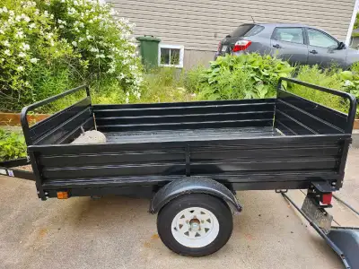 DK2 4.5 ft. x 7.5 ft. Utility Trailer Kit with Bed Tilt and Collapsing Ends Used for a single season...