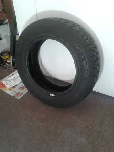 GOODYEAR NORDIC WINTER TIRE SIZE 175 65 R14 M+S JUST LIKE NEW CONDITION ASKING 50 OBO READY FOR PICK...