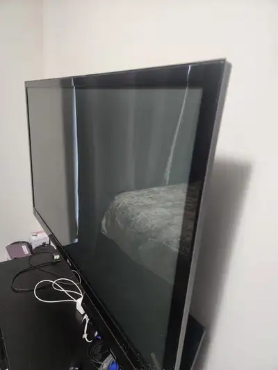 LG 50” Plasma TV (Model 50PT350) – For Repair or Parts, View more