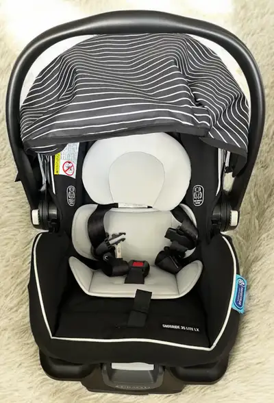 Graco Lightweight Infant Car Seat, View more