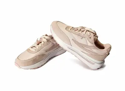 Fila Renno Women’s Sneakers – Pink/Rose – Size 9.5 (NEW), View more