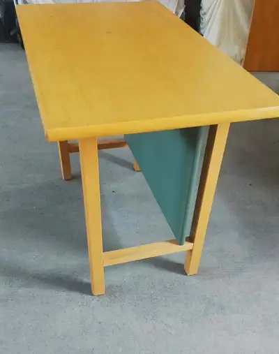 Sturdy Oak Finish Student, Adult and Child Reading Table, View more