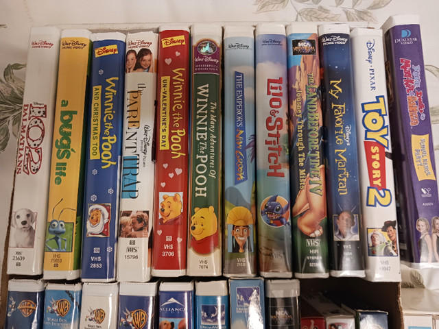 Disney, WB, and other 1995-2005 Family Movie VHS tapes in CDs, DVDs & Blu-ray in Mississauga / Peel Region - Image 3