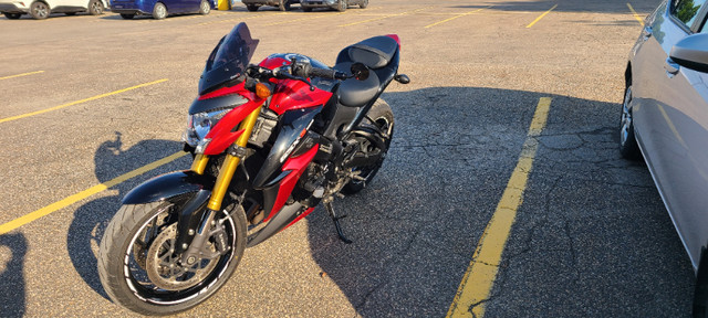 Moto Suzuki gsx1000s 2018 dans Motos sport  à Ville de Québec - Image 3