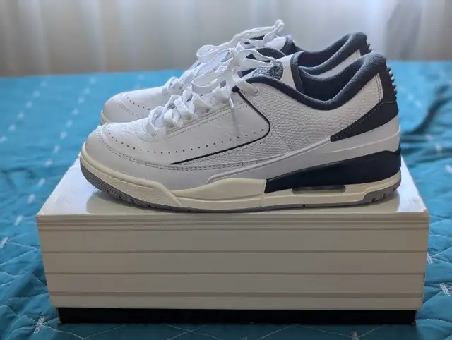 Jordan 2/3 Black & White  in Men's Shoes in Mississauga / Peel Region - Image 4