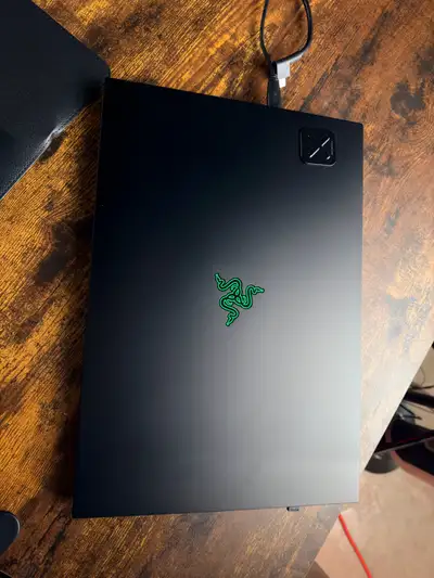 razer blade 18 late 2025 model upgraded to 96 gb of ram and 4 tb, View more