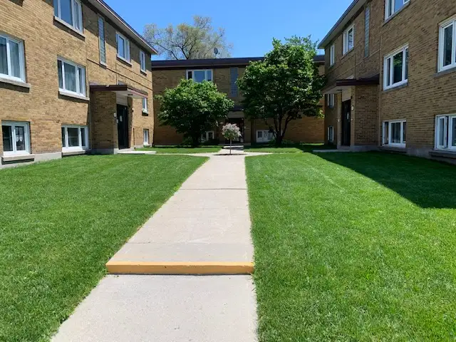 Extra Large Renovated 2 bdrm