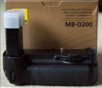 MB-D200 Camera Battery Grip NEW!