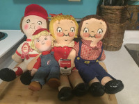 Lot of plush Campbell Soup Kids couch toppers