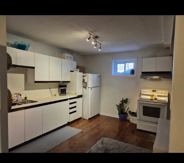 2 bedroom basement in Pickering  in Long Term Rentals in Oshawa / Durham Region - Image 7