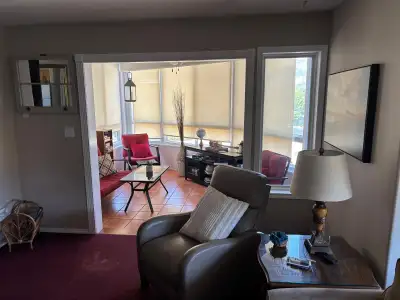 Beautifully Furnished Condo for rent from Sept 1st to June 1st, 2026. Close to all amenities! Near O...