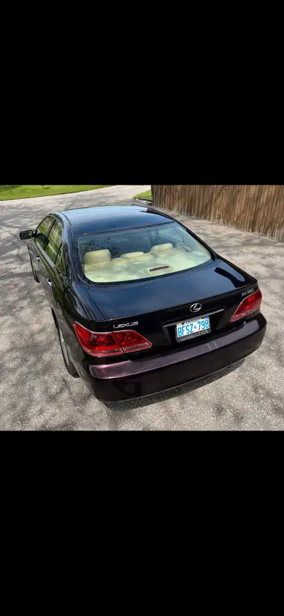 2005 Lexus ES330 base V6 3.3L. Car has 1 year old 4s defender michelin tires with only 8000 km on th...