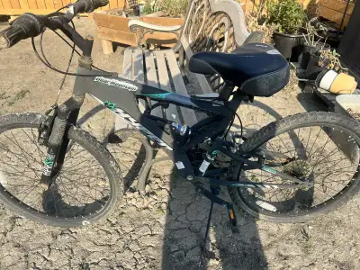 This is a used Pear Mountain 24-inch mountain bike, great for trails and casual riding. It features...