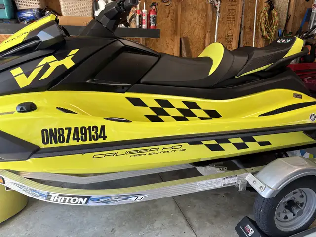 2023 Yamaha Waverunner VX Cruiser 10.7 Hrs HO  in Personal Watercraft in Hamilton - Image 4