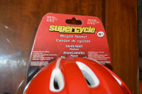 Brand New Bicycle Helmet Medium Head Size 54-58 cm Youth / Adult