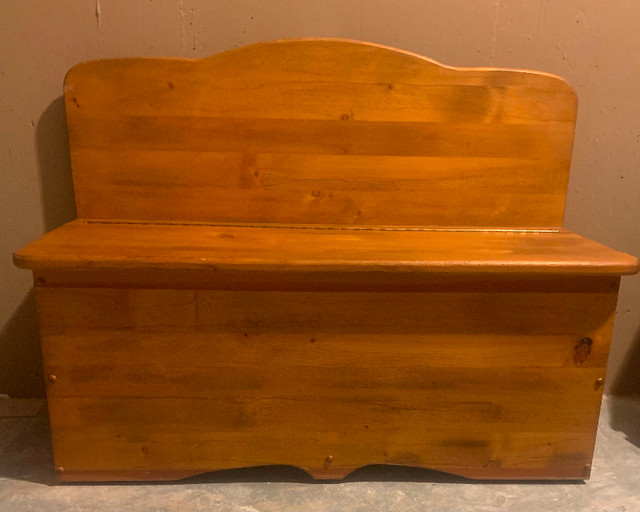 Solid pine storage bench in Other in Vernon