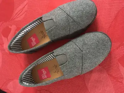 Souliers filles grandeur 3, View more
