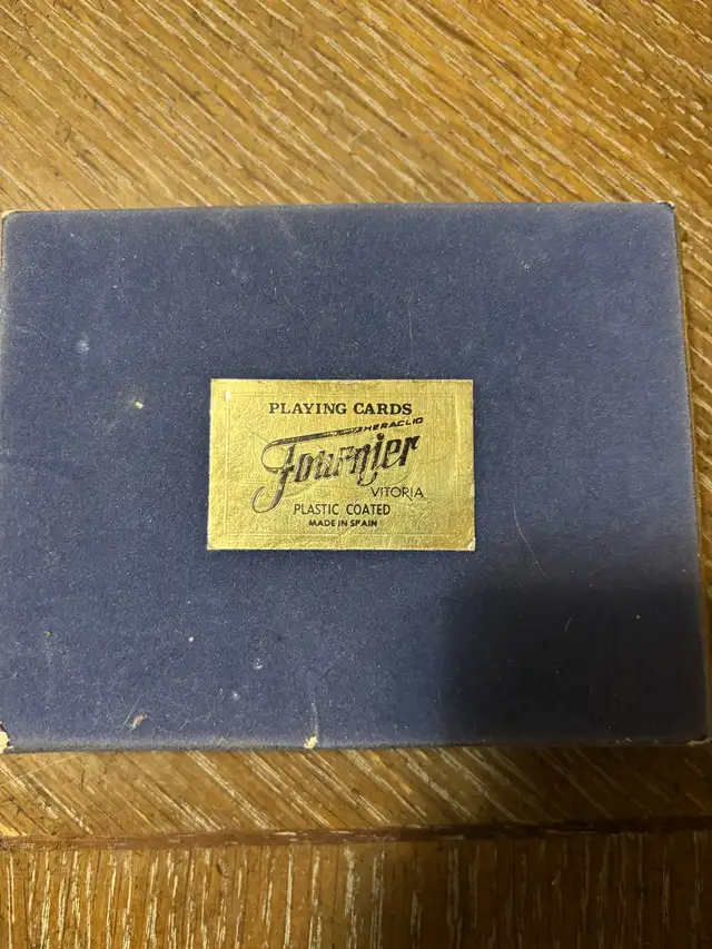 Fornier Vitoria Vintage playing Cards in Arts & Collectibles in London - Image 2