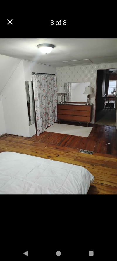 FEMALE WANTED I have a 6 year old daughter and am looking for a female renter to share the space. 1...