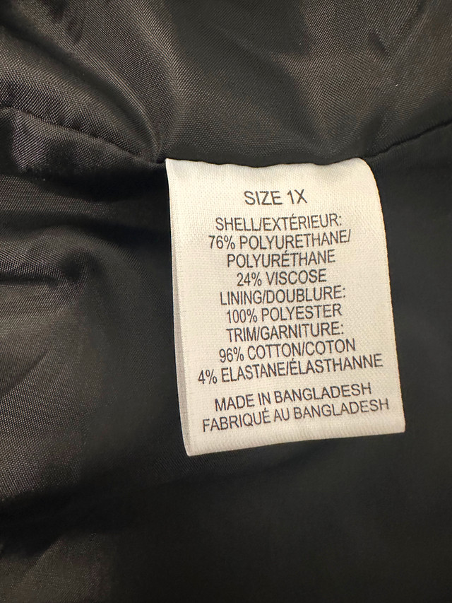 Leather jacket 1x. Just Reduced in Women's - Tops & Outerwear in Red Deer - Image 2