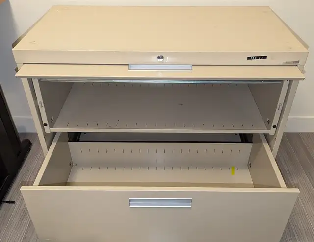 Large 2 drawer steel lateral file cabinet with protective top62863281656834123