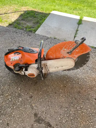 Stihl ts 420 quick cut saw runs like new,never any issues,comes with newer blade,no delivery,cash on...
