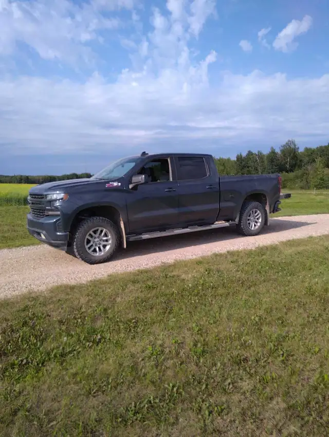 Chevy  RST Silverado Duramax544337362337157121