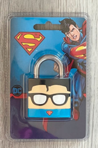 DC Comics Superman Face Large Padlock 2 Key