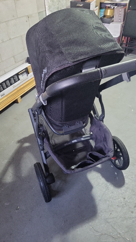 Uppa baby vista $750.00 cash only. in Strollers, Carriers & Car Seats in Mississauga / Peel Region - Image 3