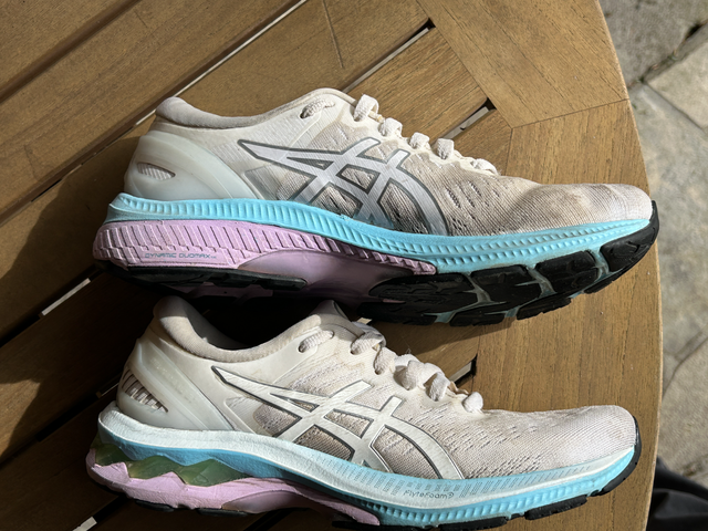 Asics Gel Kayano Running Shoes – Women’s Size 6.5 in Women's - Shoes in Markham / York Region - Image 9