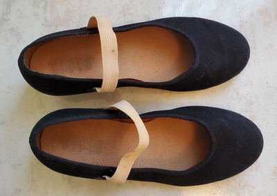 BLOCH character shoes leather sole 1” heel size 5L, View more