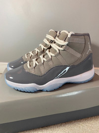 Jordan 11 Cool Grey - size 8