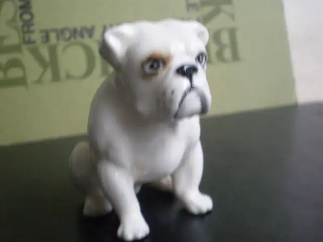 Beswick Dog Figurine - " Bulldog " - #3379 - in Arts & Collectibles in Kitchener / Waterloo - Image 4