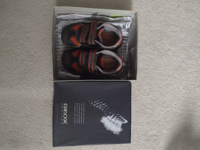 Toddler Geox Kids Shoes sz 9 or EU 26 in Kids & Youth in Ottawa