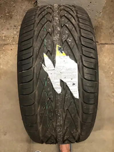 New Single Toyo Proxes 255/50R15 fits rear for Spyder or car