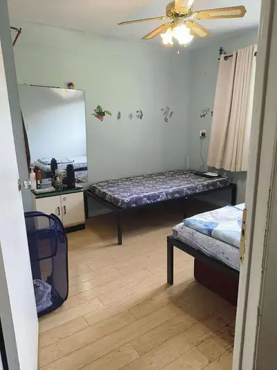 Girls Option 1 bed available in a 2-bed shared bedroom * Shared upstairs bathroom and main floor kit...