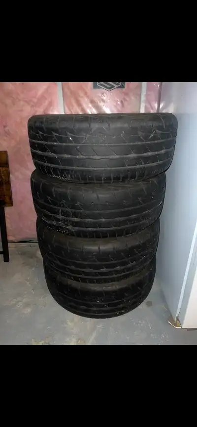 235/45/18 Firestone Indy 500 tires on Honda wheels Some curb rash on wheels, tires are perfect condi...