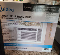 Midea Air conditioner 5000 btu window mounted