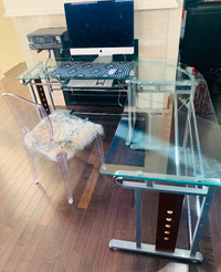 Glass L-shaped desk 67”x67”x28”h student clear