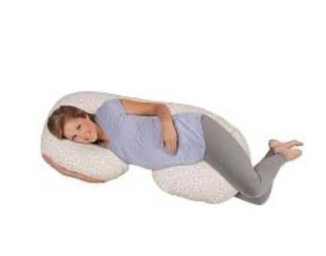 LeachCo Pregnancy Body Pillow in Playpens, Swings & Saucers in Strathcona County - Image 3