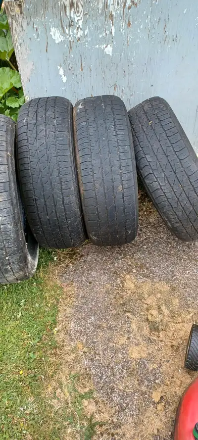 Firestone Destination all season tires. Tires are 265 65 17 and off a Toyota Tacoma. Three are 6/32n...