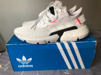ADIDAS running shoes POD-S3.1 (BRAND NEW)