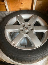 4 Nissan rims 5x114.3 bolt oem with tires 225 / 55 / 17