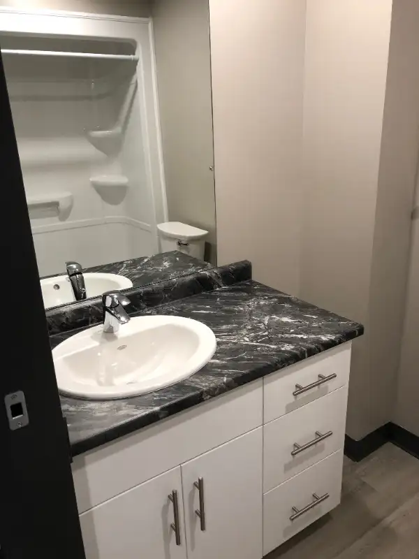 Private Room w/en-suite bathroom. Students/Working Professionals63826904624899123