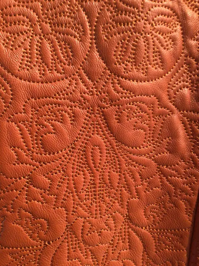 GENUINE Short Leather Jacket in Women's - Tops & Outerwear in Kingston - Image 6